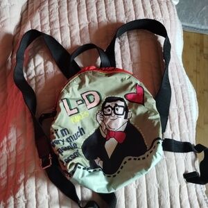 Leo studio design min backpack